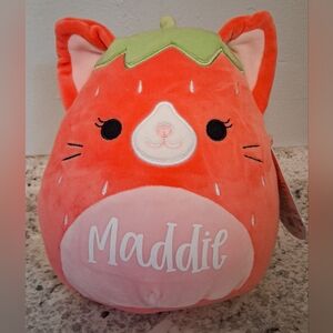 MADDIE Squishmallow - Strawberry Cat